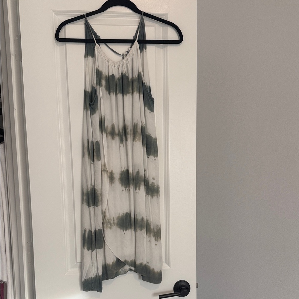 Aakaa White and Olive Tie-Dye Midi Dress